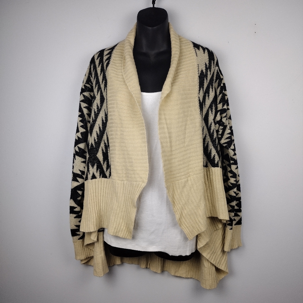 Aztec High Low Cream & Black Open Cardigan